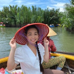 Meet your Posher, Lien